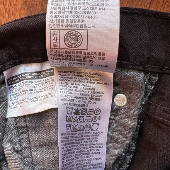 Ripped Levi's Men's slim taper black size 31 x30 - Picture 5 of 6